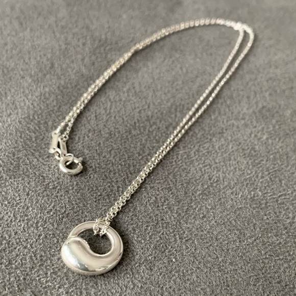 Tiffany Elsa Peretti Circle Pendant & Earrings - Picture 2 of 6